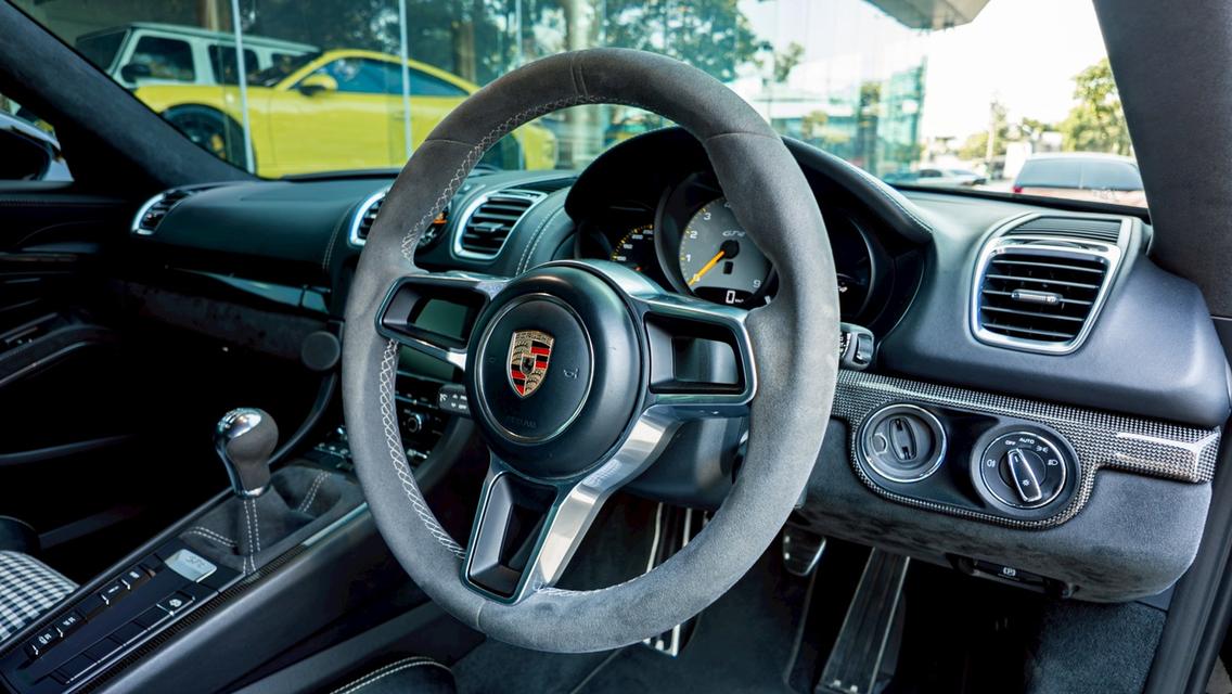 Porsche Cayman GT4 2016 สีดำ รถศูนย์ AAS คันเดียวในไทย รูปที่ 8