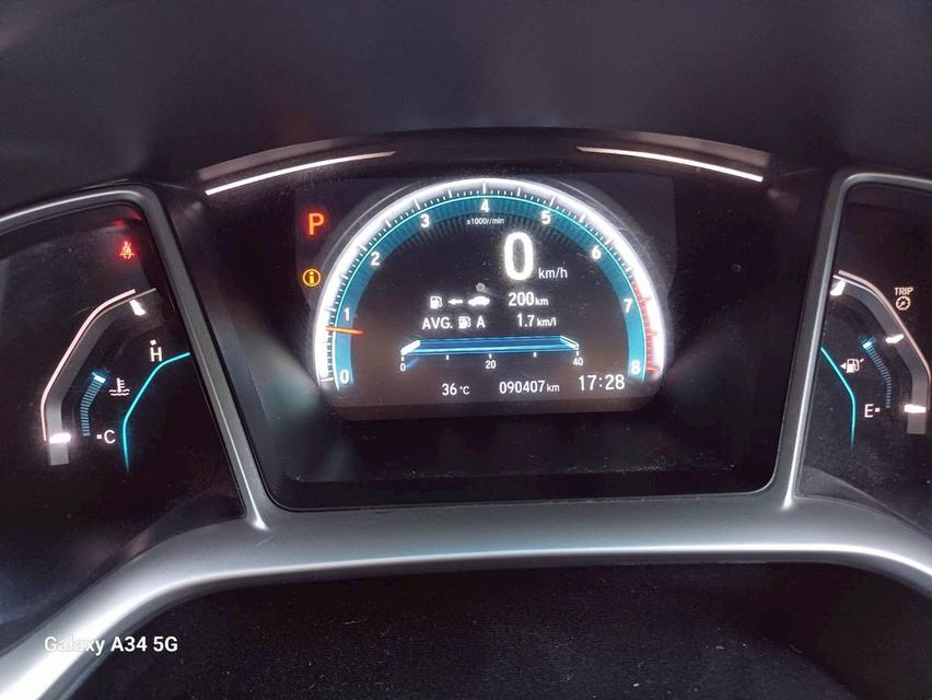 Honda Civic FC 1.8 EL i-VTEC ปี2017 13