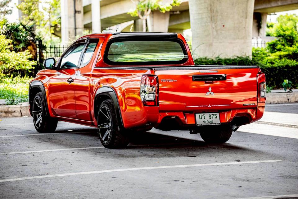 Mitsubishi Triton Mega Cab GLX Limited Edition ปี 2021 สีส้ม หายากมากๆ 7