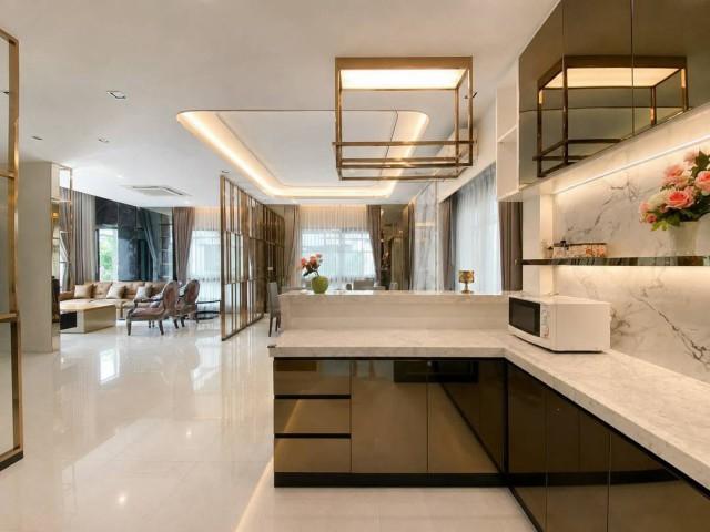 ให้เช่าบ้านเดี่ยวหมู่บ้านเดอะ ซิตี้ พัฒนาการ 97 มีฟิตเนส สวนใหญ่ สนามเด็กเล่น ในหมู่บ้าน 3