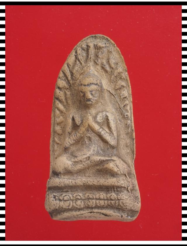 ญ24.พระรอด องค์ละ 419 บาท ส่ง EMS คะ