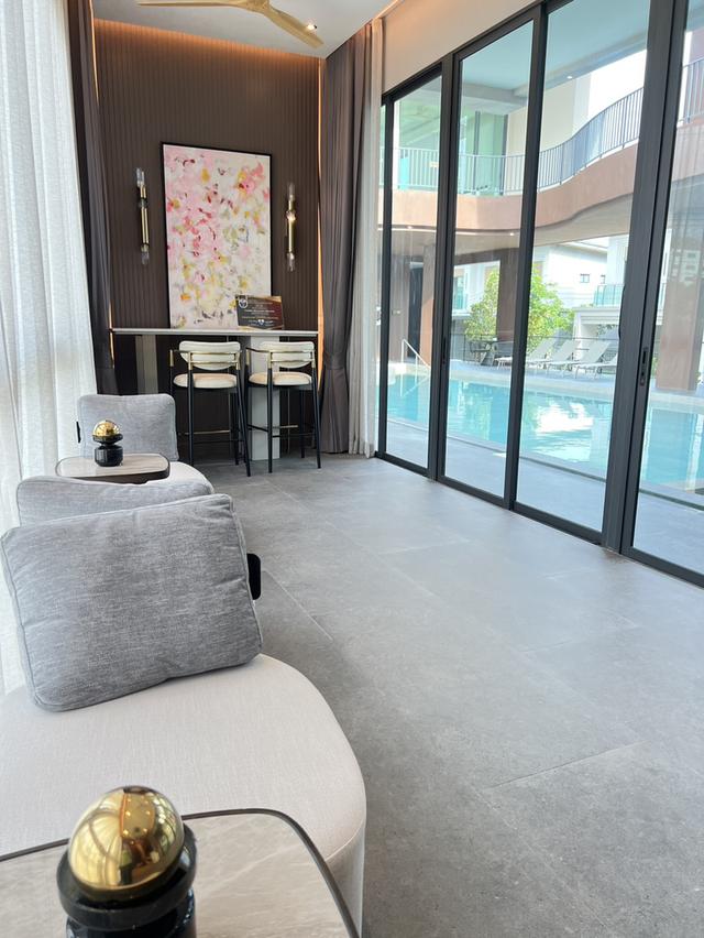 บ้านเดี่ยว ติดถนน ใกล้ทางด่วนเพียง 400 เมตร 4 ห้องนอน 4 ห้องน้ำ 3 ที่จอดรถ ราคราเริ่มต้น 8.99 ล้านบาท 6