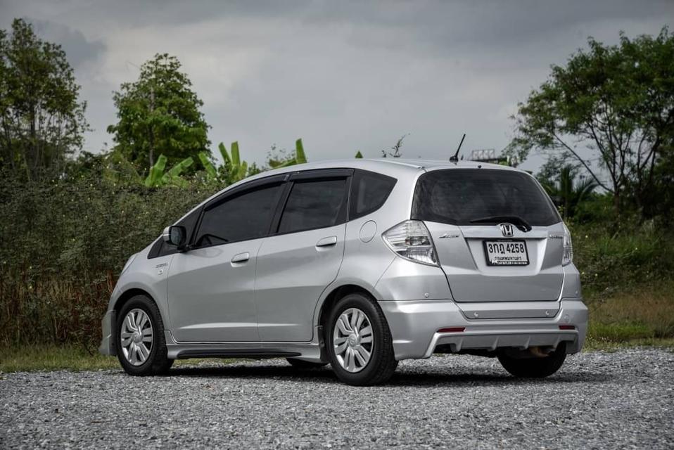 Honda Jazz 1.3 Hybrid AT 2014 รหัส CBL4258 4