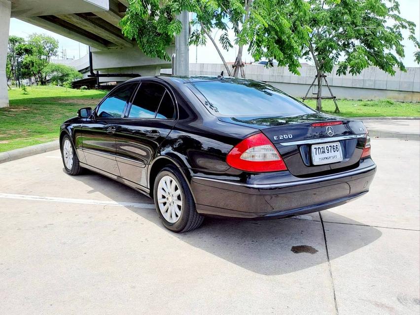 BENZ  E200  W211 NGT โรงงาน ปี 2009  รถสภาพสวยเดิมๆไม่มีอุบัติเหตุ ติดแก๊สจากโรงงาน 3
