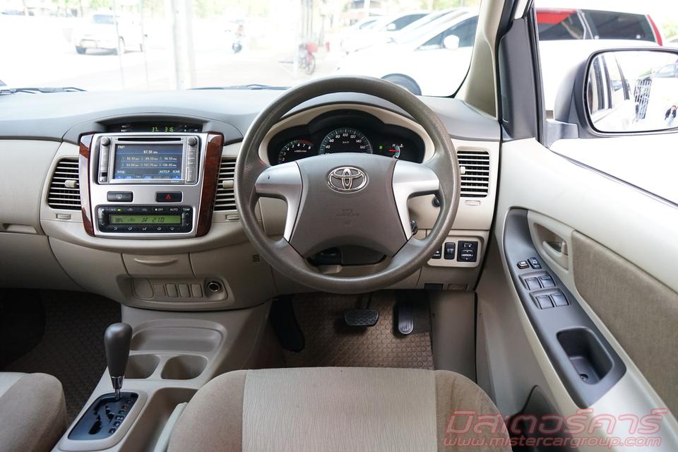 2011 TOYOTA INNOVA 2.0 G OPTION ( 9122 ) 11