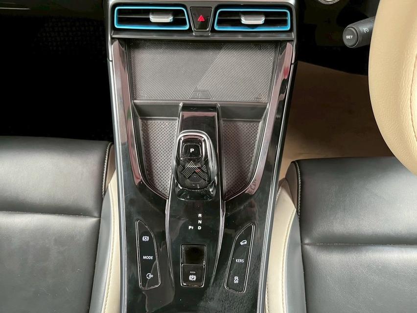  รถMG VS TOP 1.5 X SUNROOF AUTO ปี 2024 SUV สุดล้ำ ดีไซน์โฉบเฉี่ยว เทคโนโลยีจัดเต็ม  จุดเด่นไมล์แท้ 22,xxx โล ~เครื่องยนต์เบนซิน 1.5 Hybrid  8