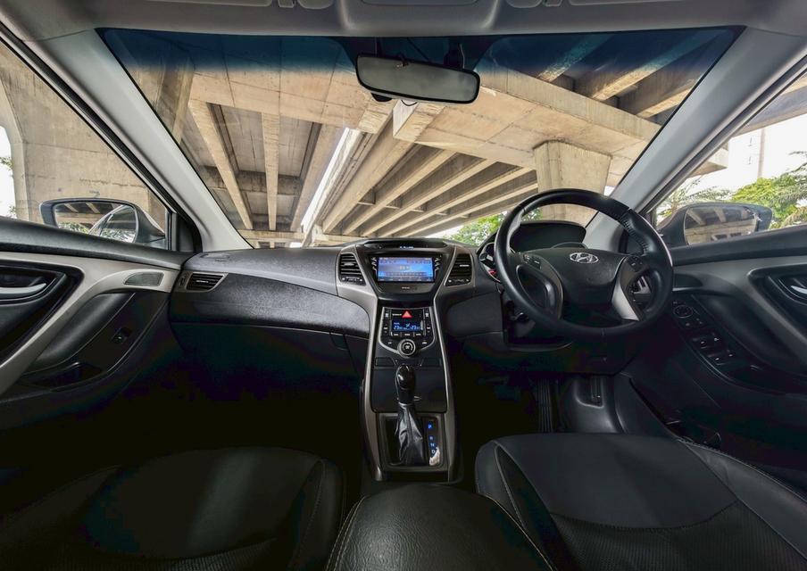 Hyundai Elantra 1.8 GLE  ปี 2014  6