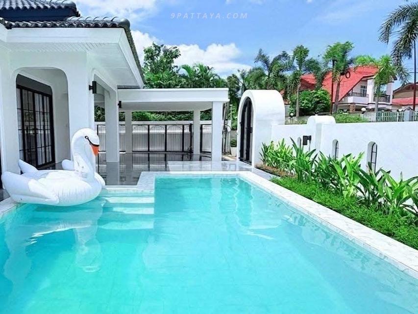 For Sale — Modern Classic Pool Villa at Pattaya Tropical 2Beautiful single-storey pool villa in Siam Country Club area. Fully built-in,fully furnished 1