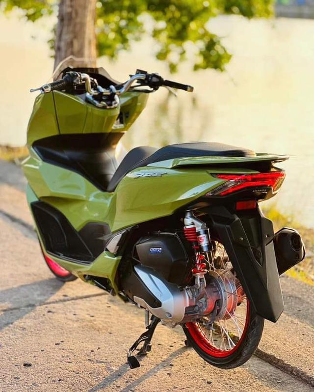 Honda pcx สีเขียวอ่อน 4