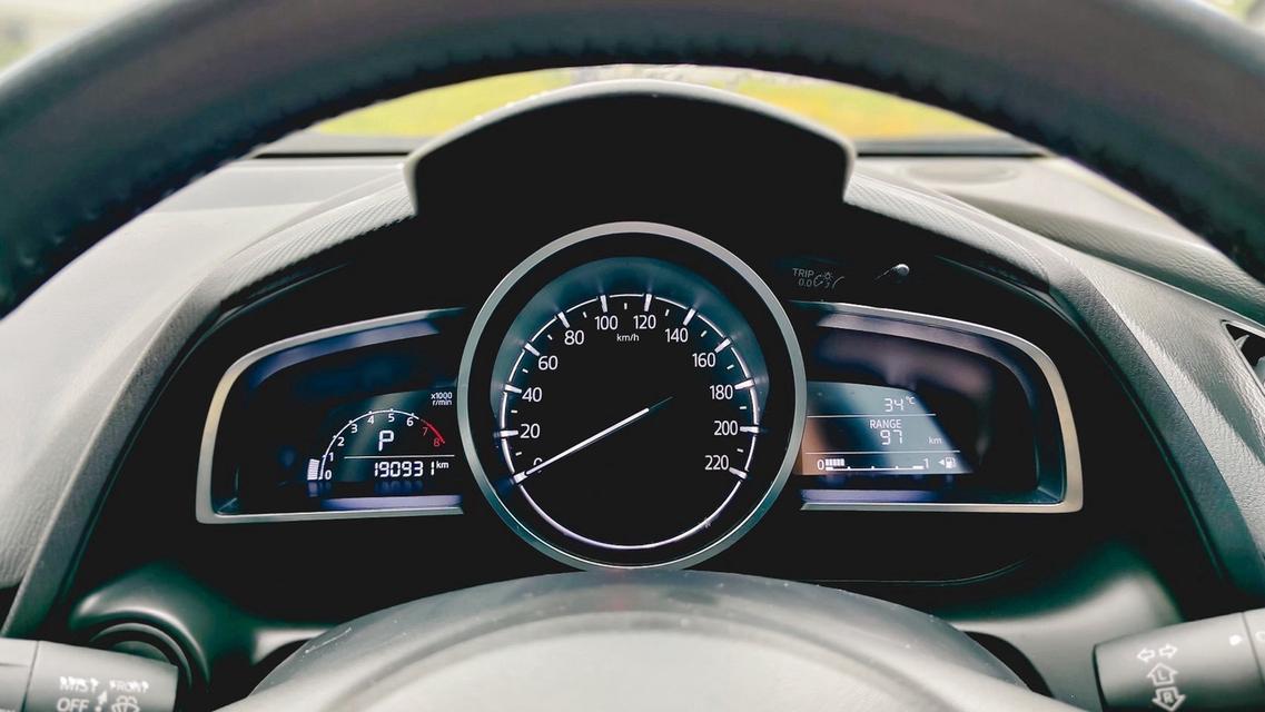 2018 MAZDA CX-3 Skyactiv-G āļĢāļđāļāļāļĩāđ 18