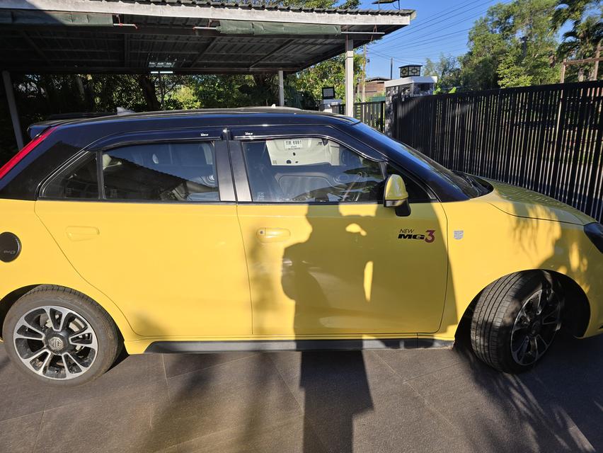 Mg3ตัวท็อปปี17 รถมือเดียว ใช้งานปกติ น็อตไม่เคยขยับ ไม่เคยชน ไม่เคยน้ำท่วมราคา120,000ต่อรองได้ 0910122963 พร้อมโอน รูปที่ 4