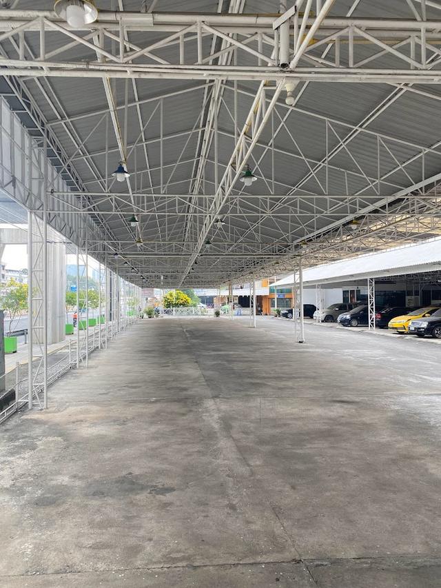 ให้เช่าที่ดิน 600 ตรว. หน้ากว้างประมาณ 70 เมตร ริมถนนรัชดา-ท่าพระ พร้อมโครงสร้างอาคารออฟฟิต ใกล้สี่แยกท่าพระ/เดอะมอลล์ท่าพระ 9