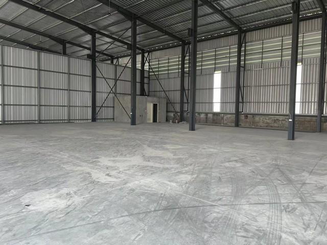 ให้เช่าโกดังสร้างใหม่ติดมอเตอร์เวย คลอง 6 อำเภอลำลูกกา จังหวัดปทุมธานี 8