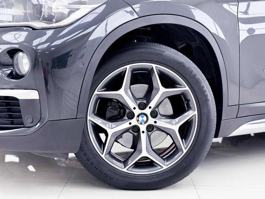 BMW X1 2.0 sDrive18d xLine F48 ปี2016 สีดำ รูปที่ 17
