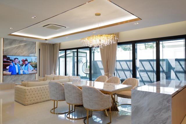 ให้เช่าบ้านเดี่ยวสุดหรู 2 ชั้น พร้อมสระว่ายน้ำ ย่านเอกชัย บางบอน The Pavilla Private Residences Bangbon 3 กาญจนาภิเษก บางบอน 3 ตกเเต่งสวยเฟอร์นิเจอร์ 5