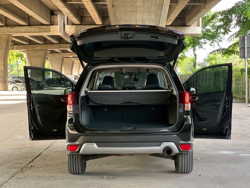 Subaru Forester 2.0i-P AWD AT ปี 2019  รถสวยมือเดียว ฟรีดาวน์ พร้อมใช้งาน 9