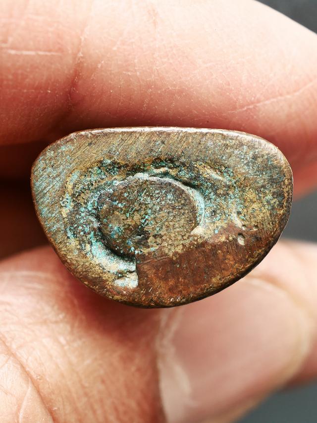 รูปหล่อหลวงพ่อเงิน วัดบางคลาน พิมพ์นิยม...เก่าๆ เนื้อจัดๆ รูปที่ 11