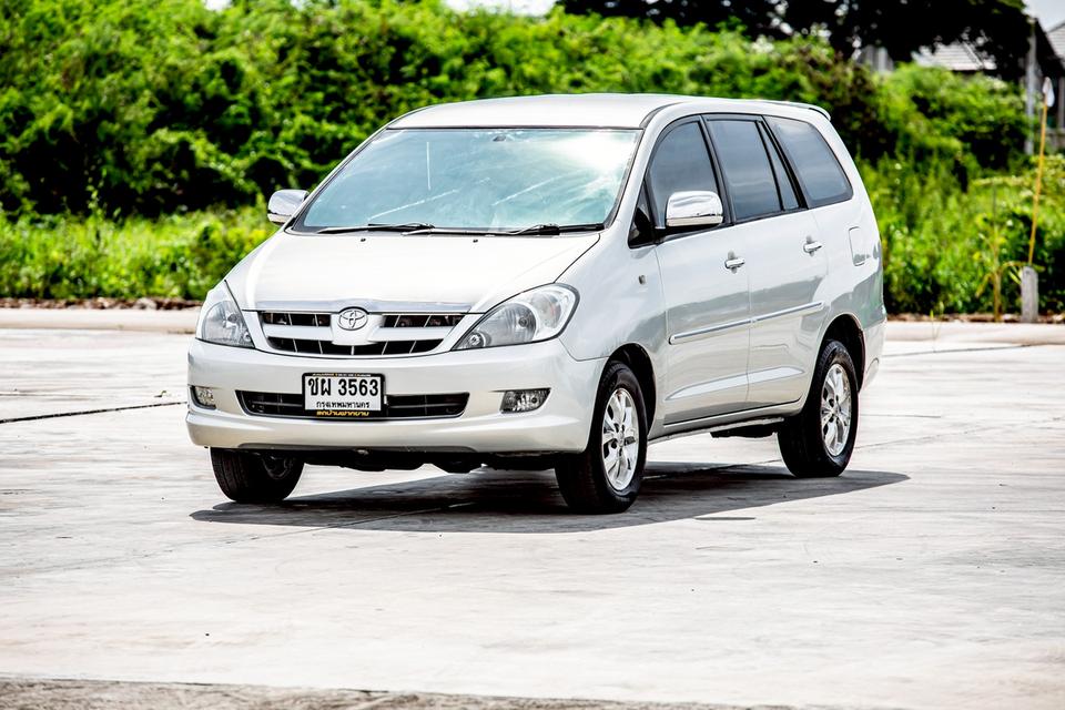 Toyota INNOVA 2.0V เกียร์ Auto 7 ที่นั่ง ปี 2007 สีน้ำตาล