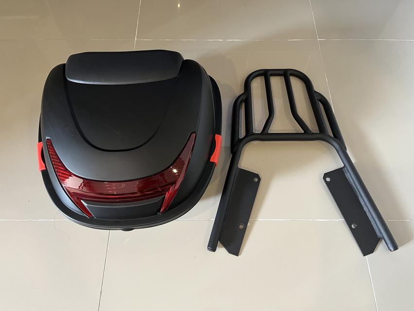 แร๊คท้าย+กล่อง Sleek Play 1.0(รถไฟฟ้า)