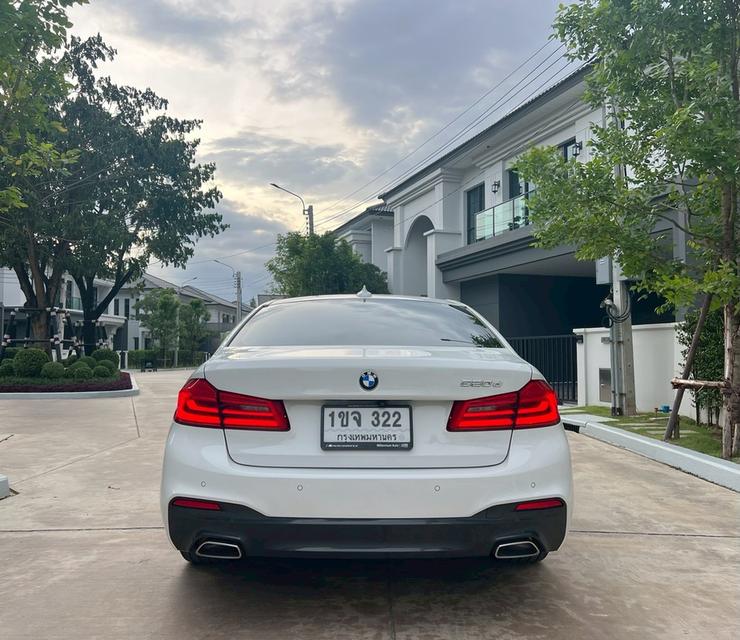 รหัสรถ AP322 BMW 520 d M-Sport ปี 2020