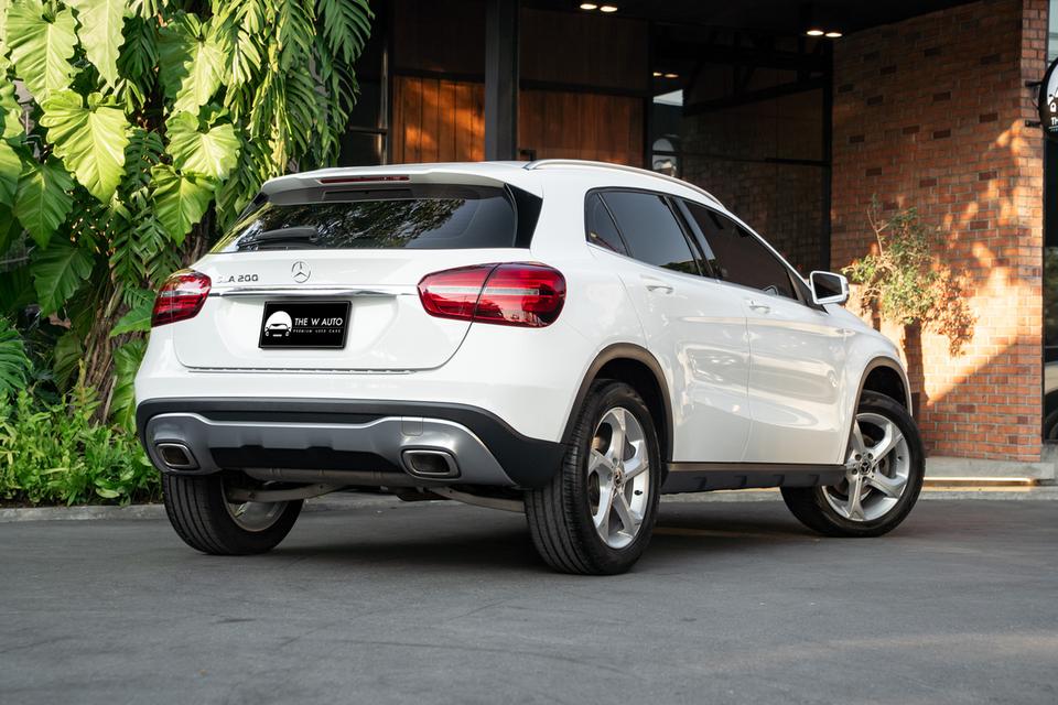“Mercedes-Benz GLA200 Urban“ Facelift  ปี 2019 รูปที่ 2