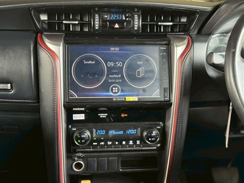 ปี 2023 TOYOTA FORTUNER, 2.4 LEGENDERรถมือเดียว สภาพสวย  8