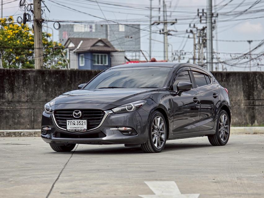 รหัสรถ CBLX3521 ✨ MAZDA3 2.0S Sport ปี 2017 (จด 2018)