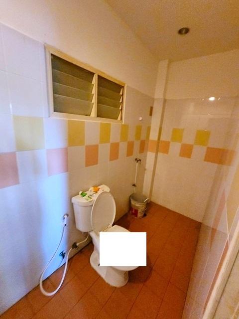 ซ. รามอินทรา111-121 MRT บางชัน 800 ม.ให้เช่า-ขายโกดัง พร้อมบ้าน 3หลัง 70ตรว. 270ตร.ม. เทคนิคมีนบุรี 2กม. ถ.รามอินทรา พระ 5