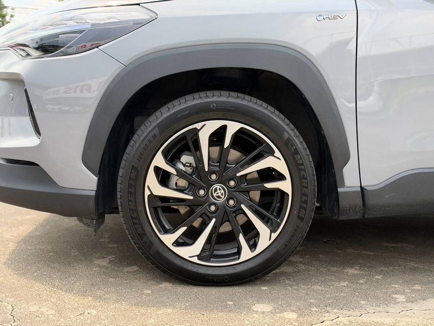 Toyota Corolla Cross 1.8HEV Premium Luxury ปี 2024 จด 2025 รูปที่ 16