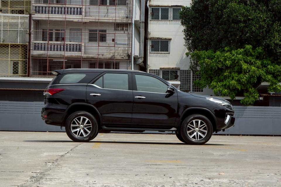 รหัสรถ CBL449 TOYOTA FORTUNER 2.4 V 2WD AT 2016 รูปที่ 6