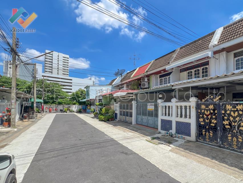 หมู่บ้านไพโรจน์ | ทาวน์เฮ้าส์ ซอย บางนา-ตราด 27 ติดห้าง! 3