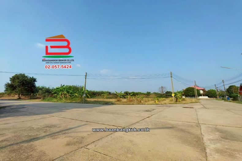 ที่ดินเปล่า เนื้อที่ 112 ตร.ว. หมู่บ้านเดอะลากูล 1-2 ถนนปทุมธานี-สามโคก-เสนา ตำบลท้ายเกาะ อำเภอสามโคก ปทุมธานี 8