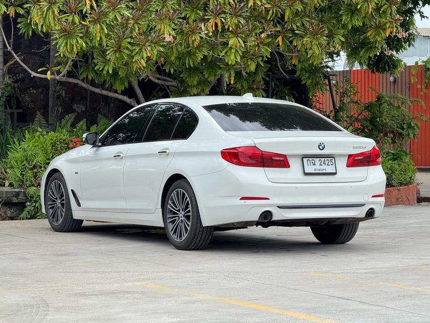 BMW 520d Sport (G30) ปี 2018 รูปที่ 10