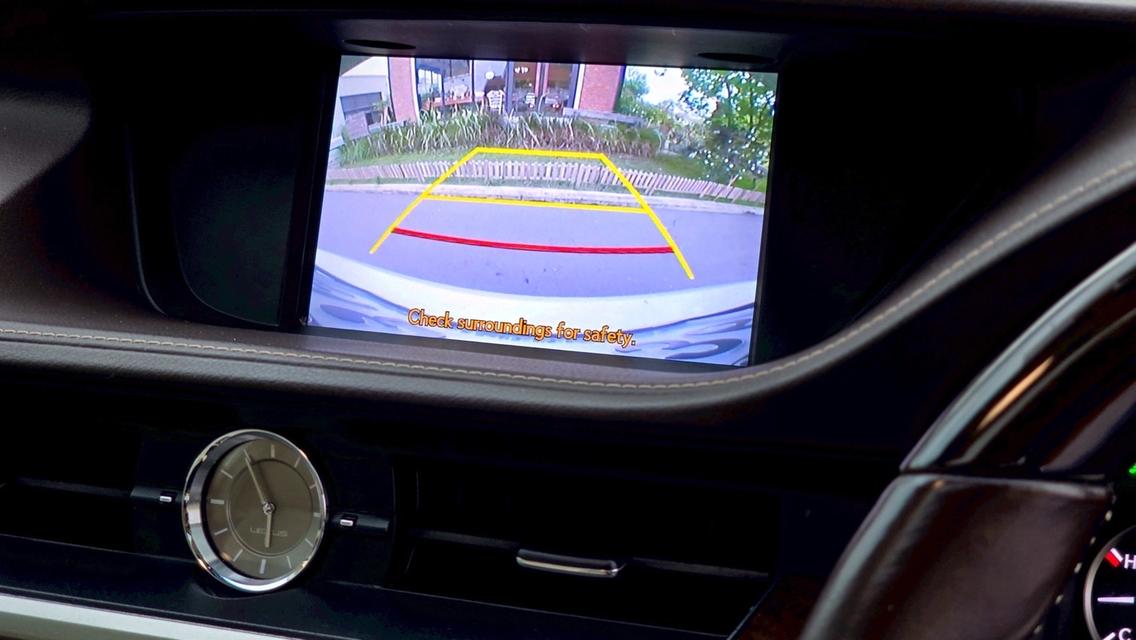 รหัสรถ WB36 Lexus ES300h ปี 2015  15