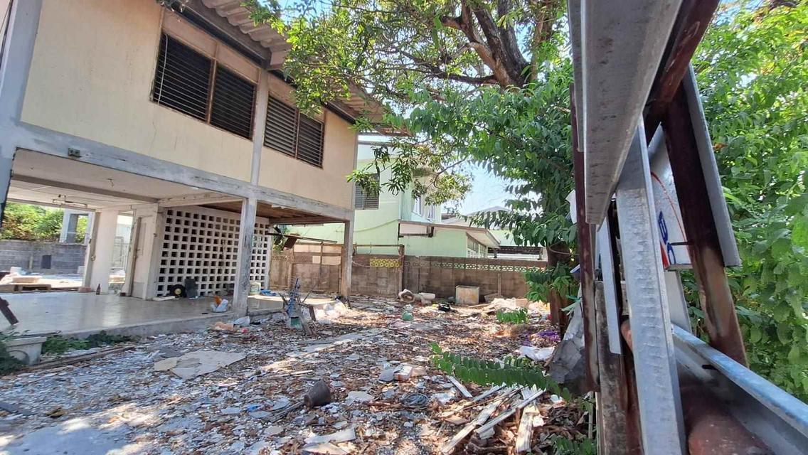 ขายที่ดินเปล่า หมู่บ้านนักกีฬาแหลมทอง ถ.กรุงเทพกรีฑา ใกล้โรงเรียนศรีพฤฒา (N.987)