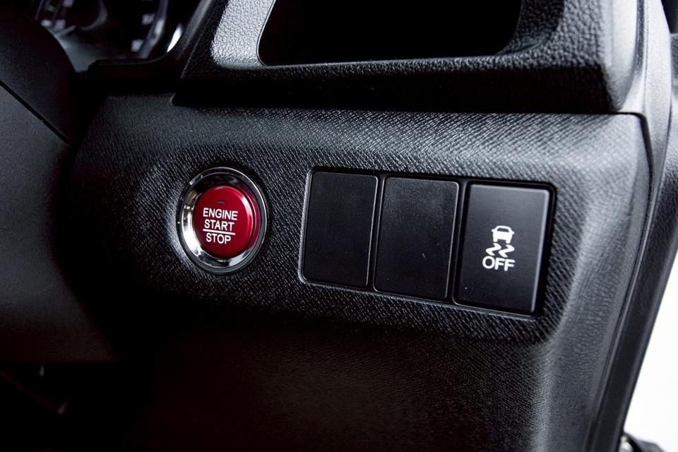 รหัสรถ  1D641 BRV 1.5 SV 2020 14
