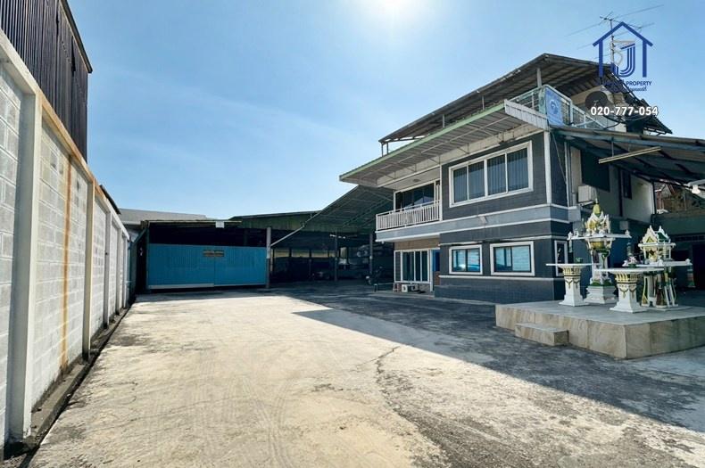 ขายบ้านเดี่ยว 3 ชั้น + โกดัง 200 ตารางวา ถนนติวานนท์  ซอยติวานนท์-ปากเกร็ด 28 ใกล้รถไฟฟ้า 4