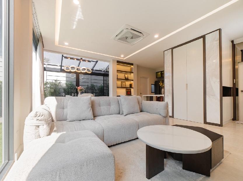 ให้เช่า หรือ ขาย บ้านเดี่ยว / บ้านแฝด 3 ชั้น / บ้านสวยมาก / โครงการ บ้านกลางเมือง ดิ อิดิชั่น ศรีนครินทร์-สวนหลวง 7