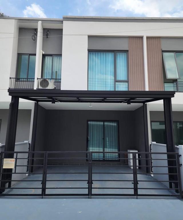 ให้เช่า Pleno Sukhumvit – Bangna 3 บ้านพร้อมอยู่ บ้านใหม่ หิ้วกระเป๋ามาได้เลย 1