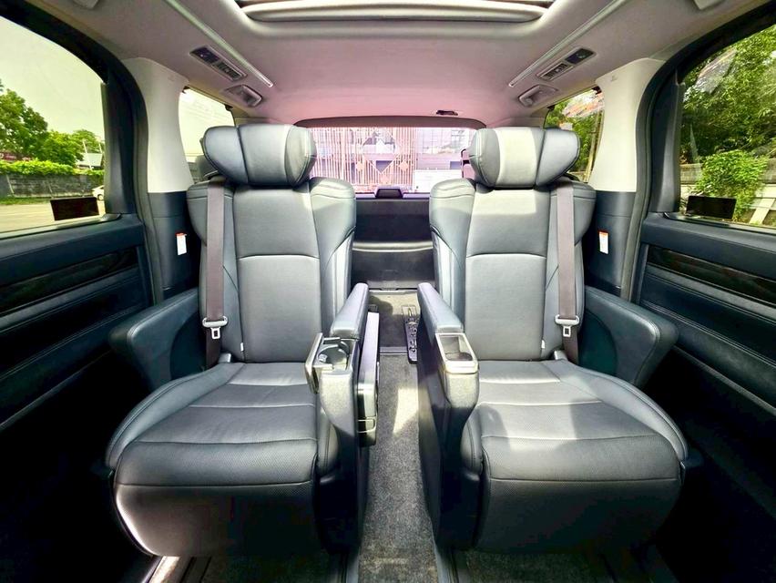 Toyota ALPHARD 2.5SC PACKAGE สีดำ ปี 2022 ไมล์ 55,000 กม.  14