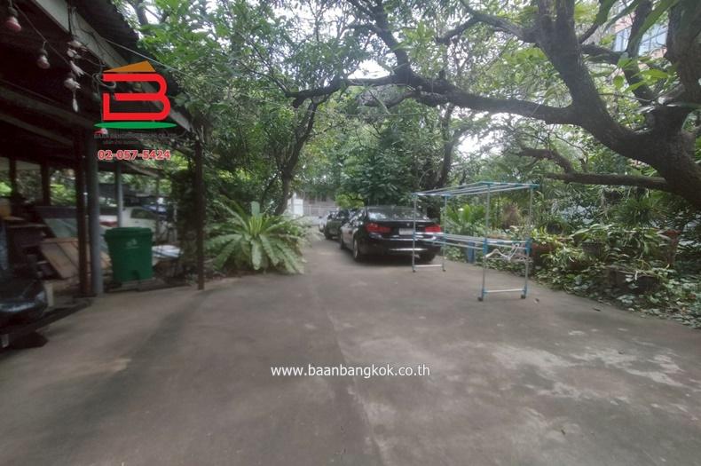 ที่ดินพร้อมสิ่งปลูกสร้าง ลาดพร้าว 64 แยก 10 เนื้อที่ 256 ตรว. เขตบางกะปิ กรุงเทพมหานคร 6