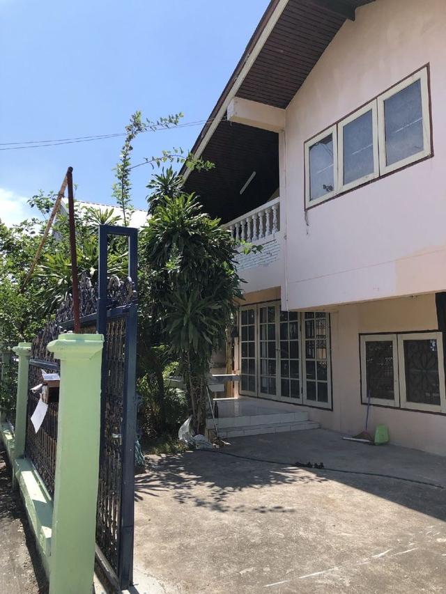 ให้เช่าบ้านเดี่ยว 2 ชั้น โครงการศิริสุข2 เทพารักษ์ บางเมือง สมุทรปราการ 15,000 บาทเท่านั้น ถูกสุดในย่านนี้ ใกล้รถไฟฟ้า BTS สถานีสำโรง 1
