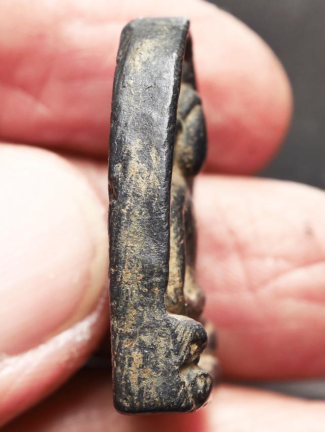 พระซุ้มกอดำ พิมพ์ใหญ่ ไม่มีกนก....เก่าๆ เนื้อจัด 8