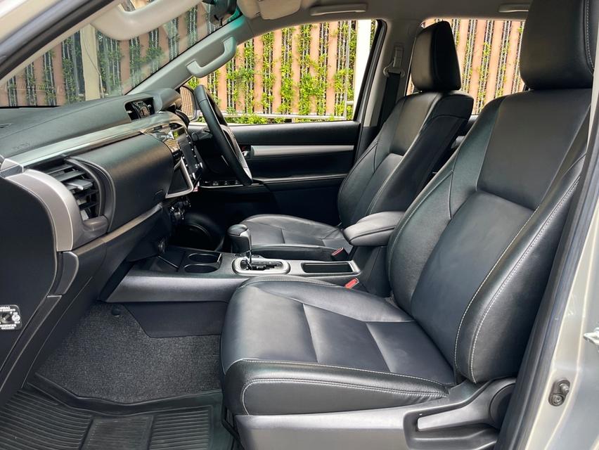 TOYOTA HILUX REVO DOUBLE CAB 2.8 HIGH 4WD ปี 2022 AUTO 4X4 สภาพนางฟ้า รูปที่ 10
