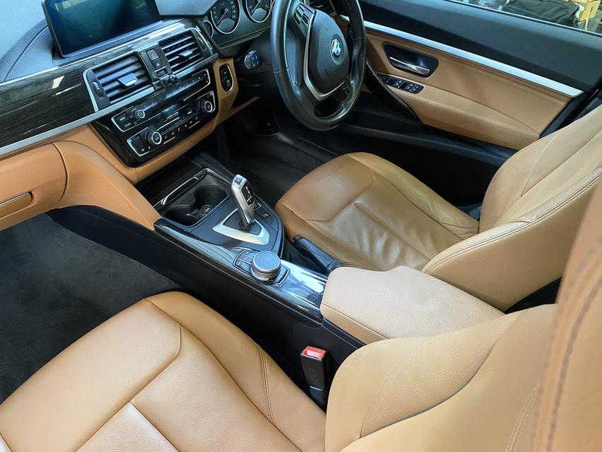 2019/22 BMW 320d GT Luxury (F34) เครื่องยนต์ดีเซล 13