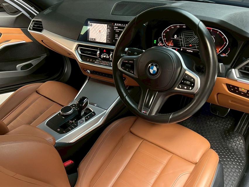 BMW 320d M Sport Sedan 6
