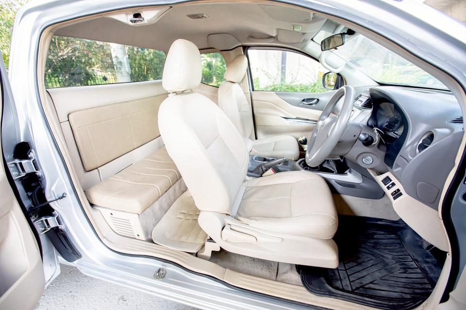 NISSAN NAVARA NP300 2.5 CALIBRE KING CAB ปี 2015 สีเทา 11