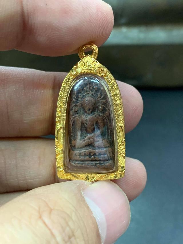 พระเลี่ยมทองไม่ทราบที่