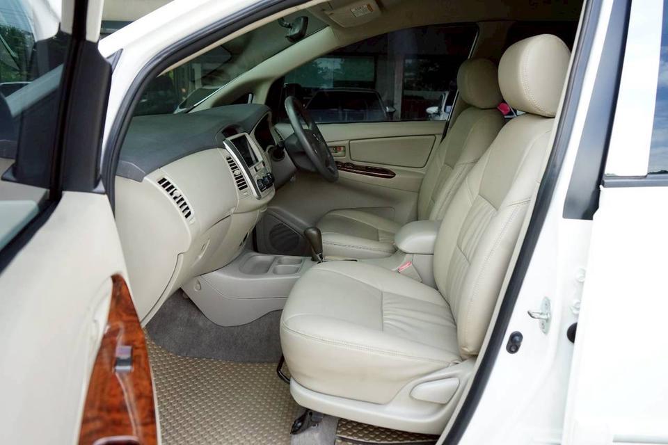 2013 TOYOTA INNOVA 2.0V 8