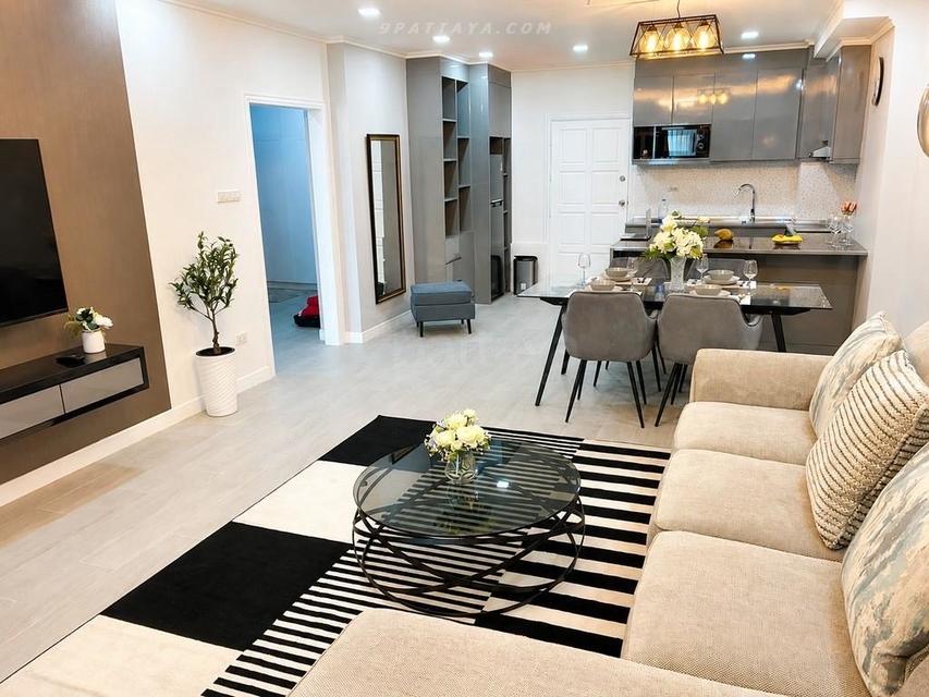 For Sale — Spacious Sea View Condo at View Talay 5D, JomtienSpacious sea view condo for sale at View Talay 5D, Jomtien. Large 96 sq.m. unit on the 11 1